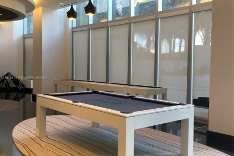 Condo in Miami, Florida, 1 bedroom  № 1895425 - photo 14