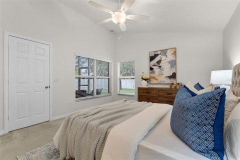 House in Orlando, Florida 4 bedrooms, 178.37 sq.m. № 1919835 - photo 22