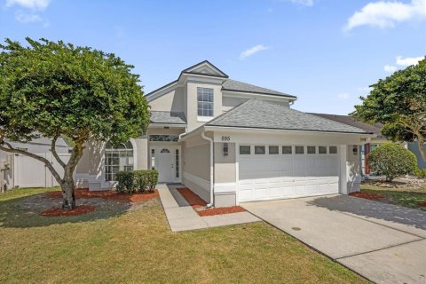 House in Lake Mary, Florida 4 bedrooms, 178.74 sq.m. № 2093539