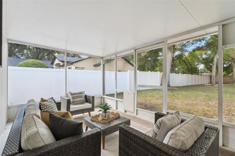 House in Orlando, Florida 3 bedrooms, 108.79 sq.m. № 2429128 - photo 5