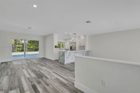 Casa en venta en Palmetto Bay, Florida, 4 dormitorios, 165.18 m2 № 1828967 - foto 5