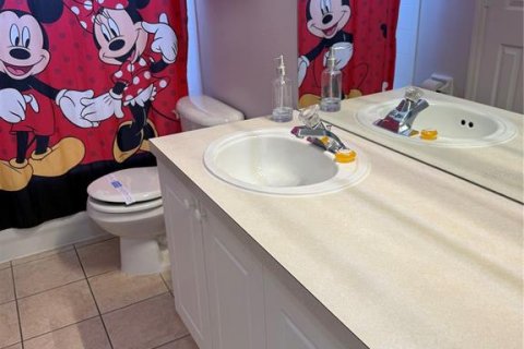 Villa ou maison à vendre à Kissimmee, Floride: 6 chambres, 219.99 m2 № 2207221 - photo 5