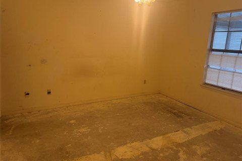 Condo in New Smyrna Beach, Florida, 2 bedrooms № 2214489 - photo 8