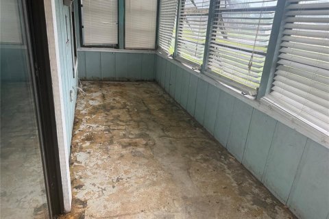Condo in New Smyrna Beach, Florida, 2 bedrooms № 2214489 - photo 2