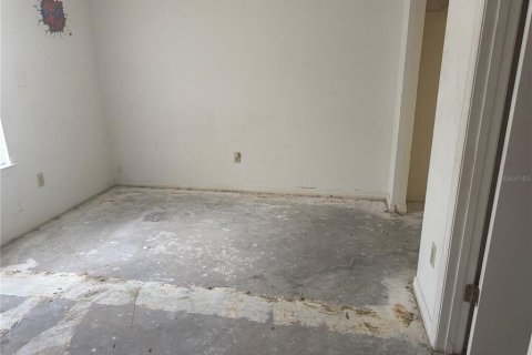 Condo in New Smyrna Beach, Florida, 2 bedrooms № 2214489 - photo 6