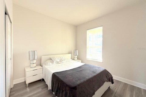 Купить кондоминиум в Клермон, Флорида 5 комнат, 140.47м2, № 2106335 - фото 12