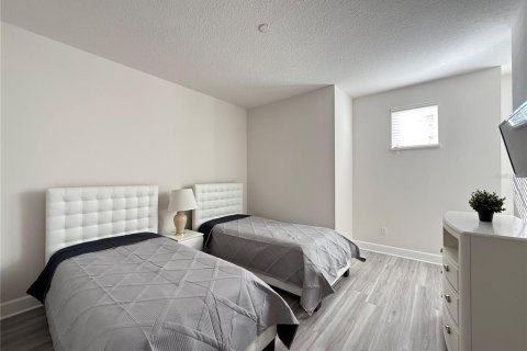 Купить кондоминиум в Клермон, Флорида 5 комнат, 140.47м2, № 2106335 - фото 10