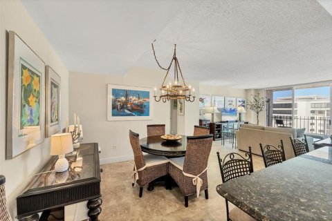 Condo in Sarasota, Florida, 2 bedrooms  № 1614016 - photo 15