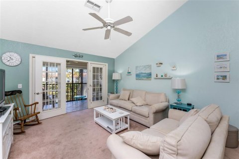 Condo in Englewood, Florida, 2 bedrooms  № 1426083 - photo 8
