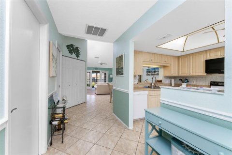 Condo in Englewood, Florida, 2 bedrooms  № 1426083 - photo 20
