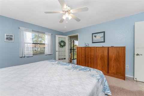 Condo in Englewood, Florida, 2 bedrooms  № 1426083 - photo 25