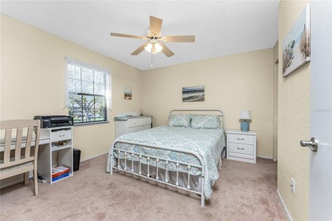 Condo in Englewood, Florida, 2 bedrooms  № 1426083 - photo 30