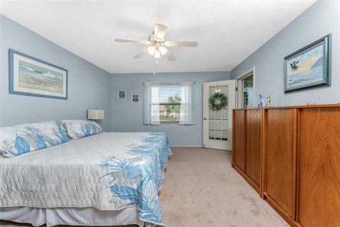 Condo in Englewood, Florida, 2 bedrooms  № 1426083 - photo 24