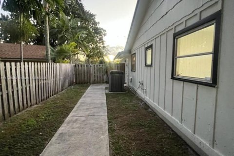 Casa en venta en Wellington, Florida, 4 dormitorios, 157.93 m2 № 1864565 - foto 11