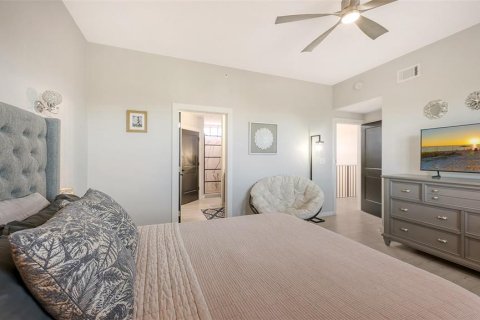 Townhouse in Sarasota, Florida 3 bedrooms, 150.04 sq.m. № 2200066 - photo 19