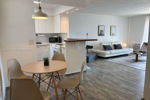 Appartement à louer à Sunny Isles Beach, Floride: 1 chambre, 59.36 m2 № 2055685 - photo 9