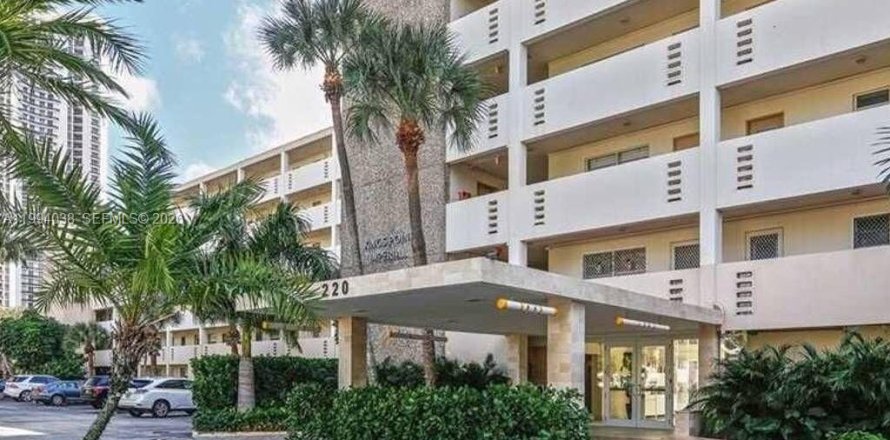 Appartement à Sunny Isles Beach, Floride 1 chambre, 59.36 m2 № 2055685