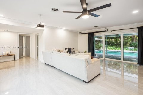 Villa ou maison à louer à Plantation, Floride: 4 chambres, 184.78 m2 № 1991484 - photo 7