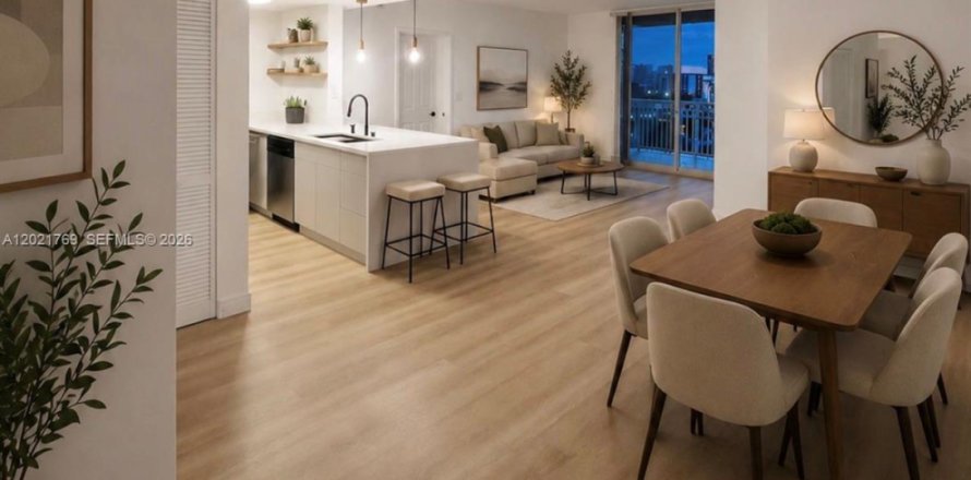 Condo in Miami, Florida, 2 bedrooms № 2256953