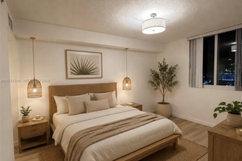 Condo in Miami, Florida, 2 bedrooms № 2256953 - photo 16