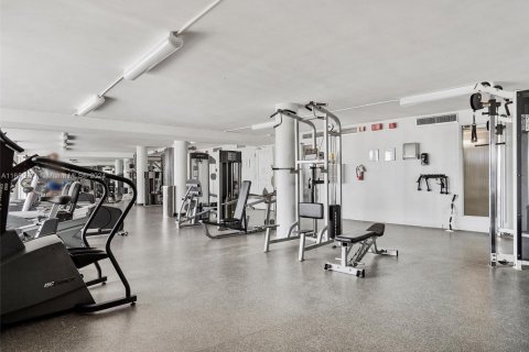 Купить кондоминиум в Майами-Бич, Флорида 22.95м2, № 2035677 - фото 11