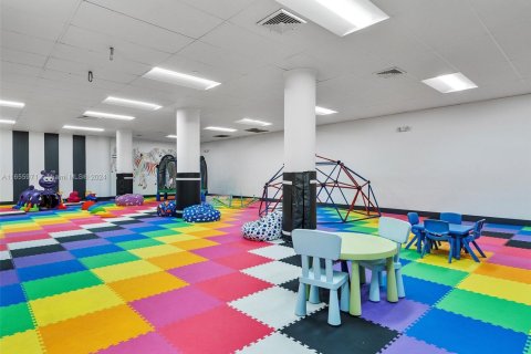 Купить кондоминиум в Майами-Бич, Флорида 22.95м2, № 2035677 - фото 16