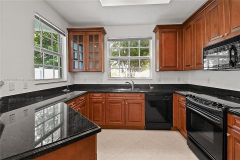 Townhouse in Juno Beach, Florida 3 bedrooms, 166.57 sq.m. № 1763277 - photo 18