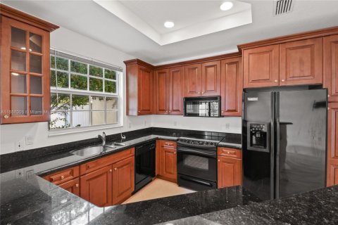 Townhouse in Juno Beach, Florida 3 bedrooms, 166.57 sq.m. № 1763277 - photo 17