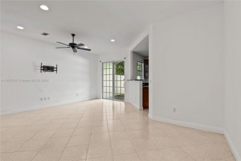 Townhouse in Juno Beach, Florida 3 bedrooms, 166.57 sq.m. № 1763277 - photo 14