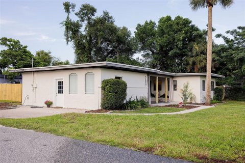 Villa ou maison à vendre à Longwood, Floride: 3 chambres, 145.3 m2 № 1866255 - photo 1
