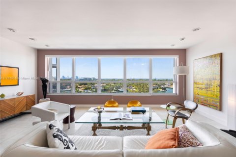 Condominio en venta en Miami Beach, Florida, 2 dormitorios, 119.19 m2 № 1748771 - foto 10