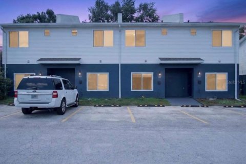 Touwnhouse à Tampa, Floride 3 chambres, 99.59 m2 № 2358827