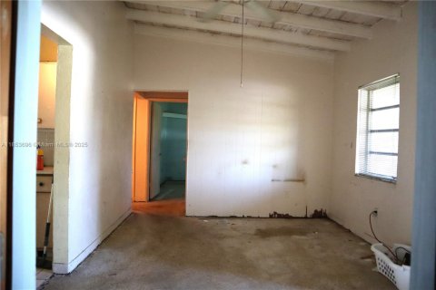 House in Homestead, Florida 3 bedrooms, 86.4 sq.m. № 1872219 - photo 3