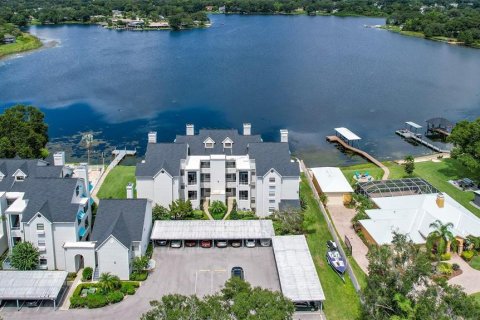 Condo in Tampa, Florida, 2 bedrooms  № 1636280 - photo 1