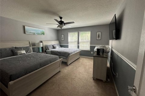 House in Kissimmee, Florida 5 bedrooms, 231.51 sq.m. № 2103092 - photo 8