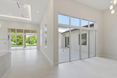 House in Miami, Florida 4 bedrooms № 2177269 - photo 26