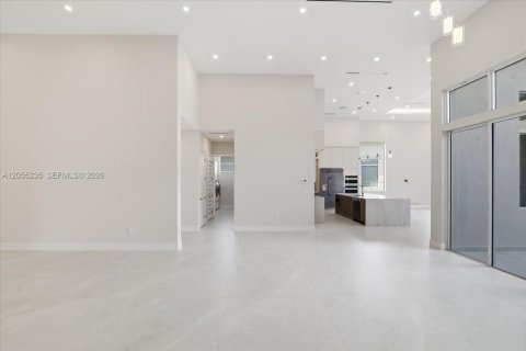 House in Miami, Florida 4 bedrooms № 2177269 - photo 22