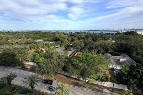 Condominio en venta en Miami, Florida, 2 dormitorios, 96.99 m2 № 2077252 - foto 27