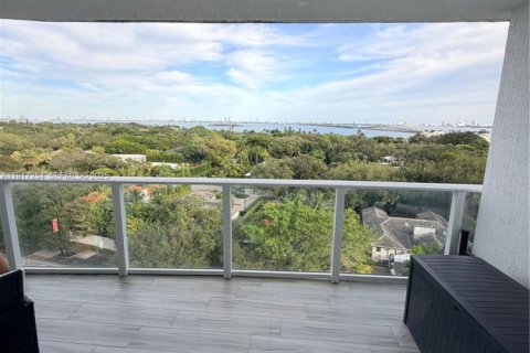 Condominio en venta en Miami, Florida, 2 dormitorios, 96.99 m2 № 2077252 - foto 10