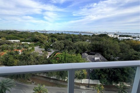 Condominio en venta en Miami, Florida, 2 dormitorios, 96.99 m2 № 2077252 - foto 2