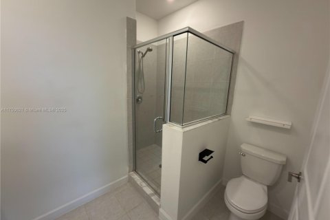 Touwnhouse à vendre à Miami, Floride: 4 chambres, 169.08 m2 № 1859874 - photo 26