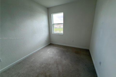 Touwnhouse à vendre à Miami, Floride: 4 chambres, 169.08 m2 № 1859874 - photo 29