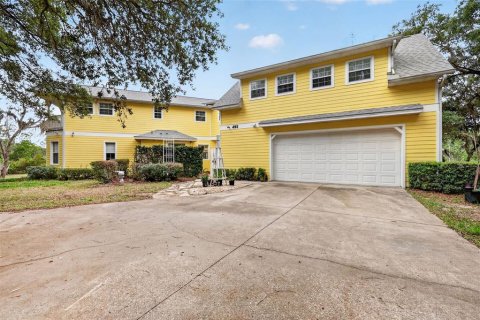 House in Ocklawaha, Florida 3 bedrooms, 284.1 sq.m. № 2128984
