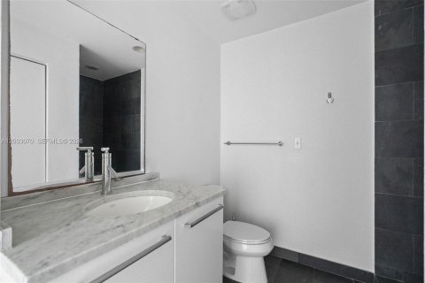 Снять в аренду кондоминиум в Майами, Флорида 1 спальня, 87.14м2, № 2145834 - фото 23