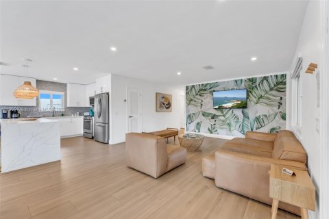 Immobilier commercial à vendre à Dania Beach, Floride: 210.52 m2 № 1956720 - photo 17