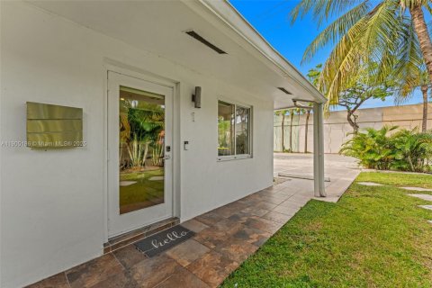 Immobilier commercial à vendre à Dania Beach, Floride: 210.52 m2 № 1956720 - photo 5
