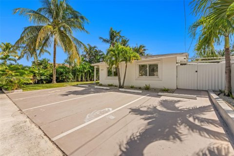 Immobilier commercial à vendre à Dania Beach, Floride: 210.52 m2 № 1956720 - photo 3