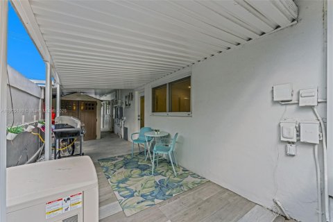 Immobilier commercial à vendre à Dania Beach, Floride: 210.52 m2 № 1956720 - photo 29