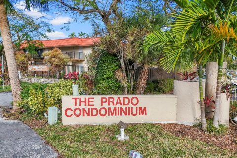 Condominio en alquiler en Miami, Florida, 2 dormitorios, 84.63 m2 № 2025967 - foto 17