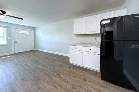 Commercial property in Clearwater, Florida 6 bedrooms, 152.73 sq.m. № 1673775 - photo 30
